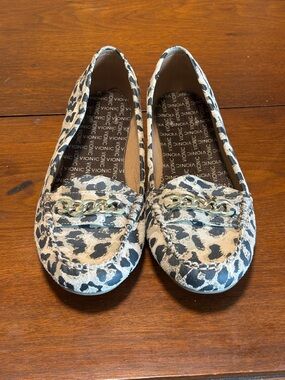 Vionic Women’s 356 Mesa Calf Hair Leopard Print Moccasin Loafers Size 7.5